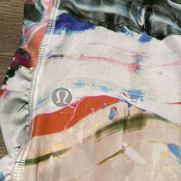 Lululemon Athletica Pink and White Leggings with Artistic Design - Picture 6 of 13